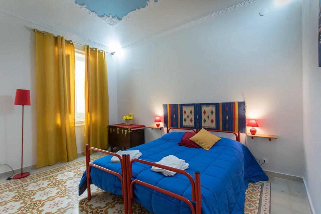 The Twins Rooms In Trapani 1 ภายนอก รูปภาพ